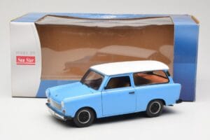 Trabant 601 Familiar Azul Sun Star 1:18 4272 Metal - imagen 8 de 8