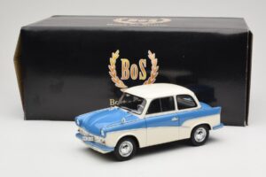 Trabant P50 Azul Claro Crema BoS Models 1:18 BOS035 Resina - imagen 6 de 6