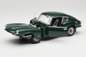 Triumph GT6 Mk3 Verde Sun Star 1:18 1055 Metal - imagen 2 de 8