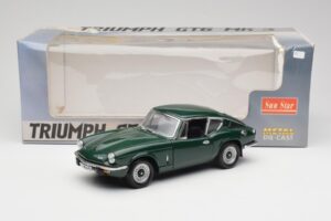 Triumph GT6 Mk3 Verde Sun Star 1:18 1055 Metal - imagen 8 de 8