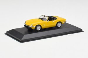 Triumph Spitfire 1500 Amarillo Minichamps 1:43 400132531 Metal - imagen 2 de 4
