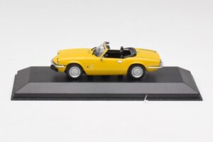 Triumph Spitfire 1500 Amarillo Minichamps 1:43 400132531 Metal
