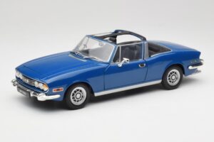 Triumph Stag Mk1 Sapphire Blue Revell 1:18 8815 Metal