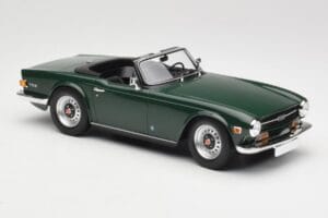 Triumph TR6 PI Verde Oscuro Minichamps 1:18 155132030 Metal - imagen 4 de 6