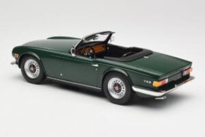 Triumph TR6 PI Verde Oscuro Minichamps 1:18 155132030 Metal - imagen 5 de 6