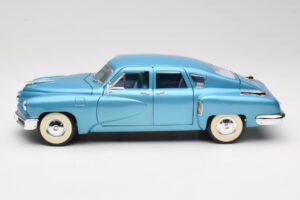 Tucker Torpedo Azul Road Signature 1:18 92268 Metal - imagen 4 de 8