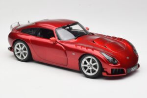 TVR Sagaris Rojo Revell 1:18 08816 Metal - imagen 6 de 8