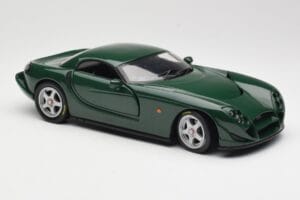 TVR Speed 12 Verde Oscuro Hot Wheels 1:18 50429 Metal - imagen 6 de 8