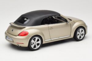 Volkswagen Beetle A5 Descapotable Gris Kyosho 1:18 5C3099302P7W Metal - imagen 3 de 8