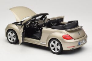 Volkswagen Beetle A5 Descapotable Gris Kyosho 1:18 5C3099302P7W Metal - imagen 5 de 8