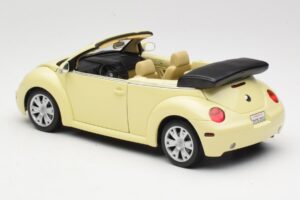 Volkswagen Beetle Descapotable Amarillo Gate 1:18 VW24108 Metal - imagen 7 de 8