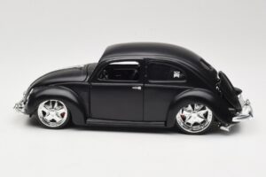 Volkswagen Beetle Type 1 Negro Maisto 1:18 31018 Metal - imagen 4 de 8