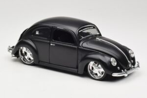 Volkswagen Beetle Type 1 Negro Maisto 1:18 31018 Metal - imagen 6 de 8