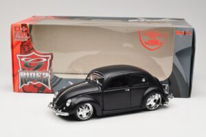 Volkswagen Beetle Type 1 Negro Maisto 1:18 31018 Metal - imagen 8 de 8