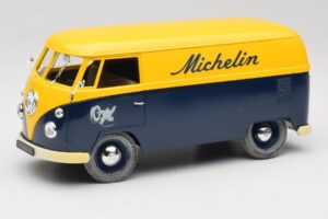 Volkswagen T1 Combi Michelin Negro & Amarillo Solido 1:18 9406 Metal