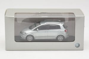 Volkswagen Cross Golf Mk5 Plata Minichamps 1:43 400054370 Metal - imagen 4 de 4