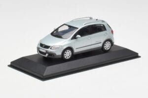 Volkswagen Cross Golf Mk5 Plateado Minichamps 1:43 GOLF003 Metal - imagen 2 de 4