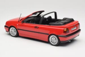 Volkswagen Golf Descapotable Mk3 Rojo Norev 1:18 188433 Metal - imagen 5 de 6