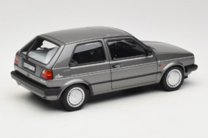 Volkswagen Golf Mk2 Champion Gris Metallic Norev 1:18 188564 Metal - imagen 3 de 8