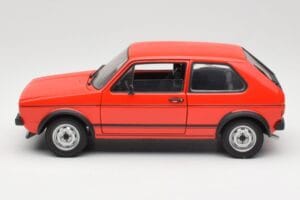 Volkswagen Golf GTI Mk1 Rojo Solido 1:18 8166 Metal - imagen 4 de 8