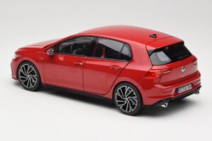 Volkswagen Golf GTI Mk8 Tornado Red Norev 1:18 188595 Metal - imagen 7 de 8