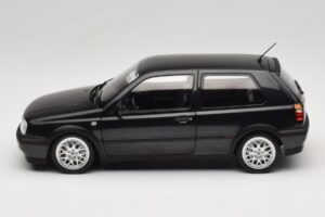 Volkswagen Golf Mk3 GTI Black Metallic Norev 1:18 188415 Metal - imagen 4 de 8