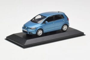 Volkswagen Golf Plus Mk5 Blue Metallic Minichamps 1:43 GOLF002 Metal - imagen 2 de 4
