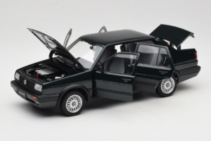 Volkswagen Jetta Mk3 CL Negro Icartime 1:18 JETTA001 Metal - imagen 2 de 8