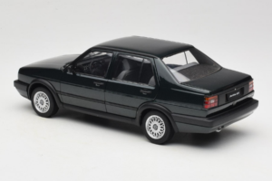 Volkswagen Jetta Mk3 CL Negro Icartime 1:18 JETTA001 Metal - imagen 7 de 8