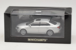 Volkswagen Jetta Mk6 Plata Minichamps 1:43 JETTA002 Metal - imagen 4 de 4