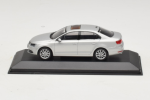 Volkswagen Jetta Mk6 Plata Minichamps 1:43 JETTA002 Metal