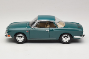 Volkswagen Karmann Ghia 1500 Verde Norev 1:18 188648 Metal - imagen 3 de 8