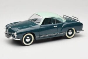 Volkswagen Karmann Ghia Azul Solido 1:18 8061 Metal