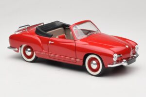 Volkswagen Karmann Ghia Cabriolet Rojo Solido 1:18 8058 Metal - imagen 6 de 8