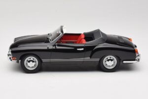 Volkswagen Karmann Ghia Descapotable Negro Minichamps 1:18 155054031 Metal - imagen 3 de 6