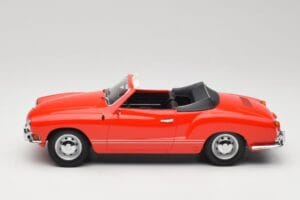 Volkswagen Karmann Ghia Descapotable Rojo Minichamps 1:18 155054030 Metal - imagen 3 de 6