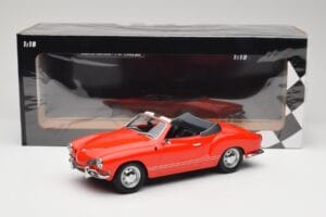 Volkswagen Karmann Ghia Descapotable Rojo Minichamps 1:18 155054030 Metal - imagen 6 de 6
