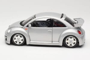 Volkswagen New Beetle RSi Plata Bburago 1:18 3306 Metal - imagen 4 de 8