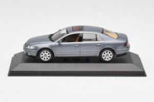 Volkswagen Phaeton 3D Gris Minichamps 1:43 3D0099300GPR7Q Metal