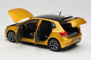 Volkswagen Polo Plus Amarillo OEM 1:18 ZVY000009GEL Metal - imagen 5 de 8