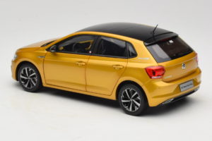 Volkswagen Polo Plus Amarillo OEM 1:18 ZVY000009GEL Metal - imagen 7 de 8