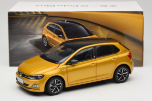 Volkswagen Polo Plus Amarillo OEM 1:18 ZVY000009GEL Metal - imagen 8 de 8