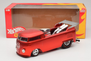 Volkswagen T1 Camioneta Rojo Hot Wheels 1:18 J2895 Metal - imagen 8 de 8