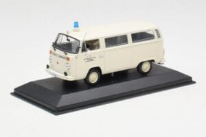 Volkswagen T2 Ambulance DRK Minichamps 1:43 400053090 Metal - imagen 2 de 4