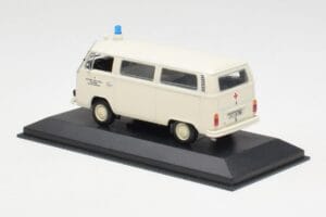 Volkswagen T2 Ambulance DRK Minichamps 1:43 400053090 Metal - imagen 3 de 4