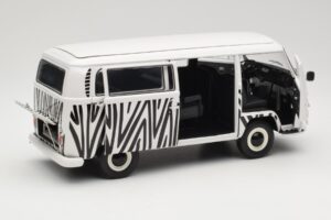 Volkswagen T2a Bus Safari Schuco 1:18 191 Metal - imagen 2 de 8