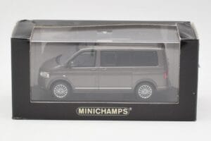 Volkswagen T5 Bus Bronze Metallic Minichamps 1:43 4039378412203 Metal - imagen 4 de 4
