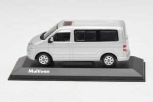 Volkswagen T5 Bus Plata Minichamps 1:43 T5003 Metal