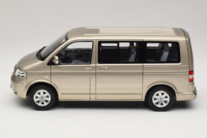 Volkswagen T5 Multivan Beige Metallic Norev 1:18 188602 Metal - imagen 3 de 8
