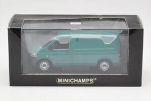 Volkswagen T5 Transporter Verde Minichamps 1:43 400052261 Metal - imagen 4 de 4